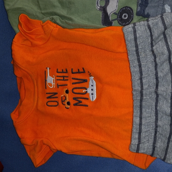 Outfits - Picture 3 of 3